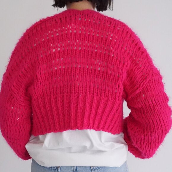 Urban Outfitters Hot Pink Chunky Knit Cardigan Bubble Sleeve Bold Barbie XS - Picture 2 of 9